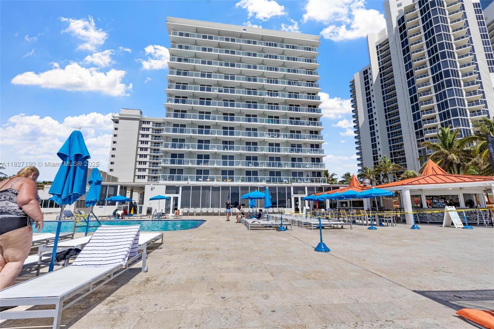 THE AVENTURA BEACH CLUB C - Residential