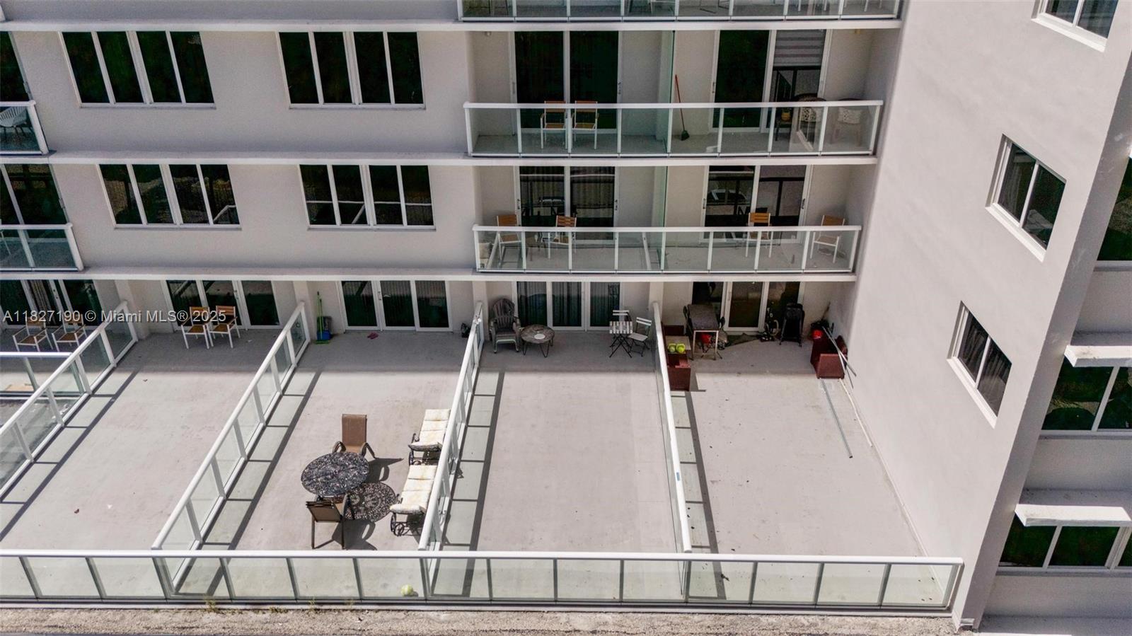 THE AVENTURA BEACH CLUB C - Residential