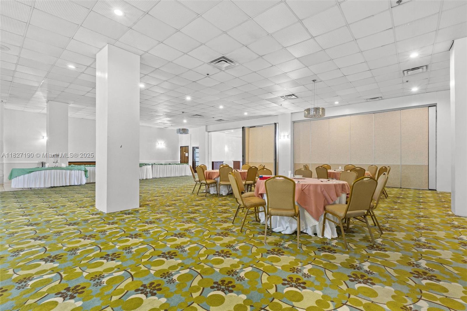 THE AVENTURA BEACH CLUB C - Residential