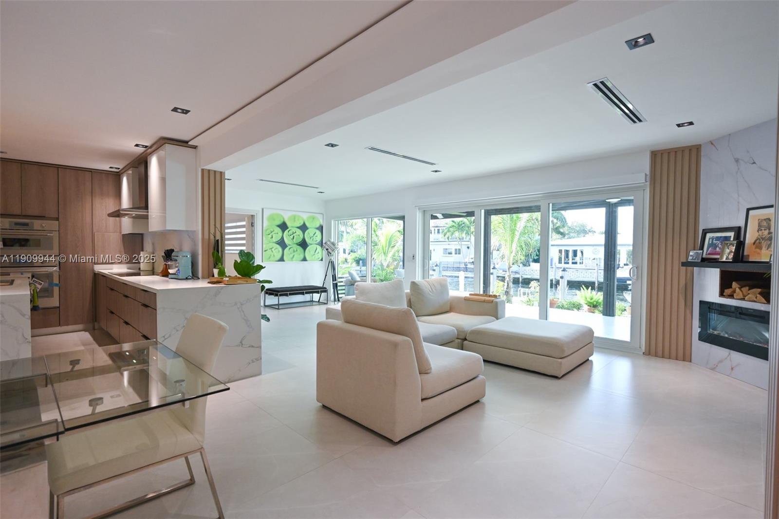 POMPANO ISLES SEC - Residential Lease