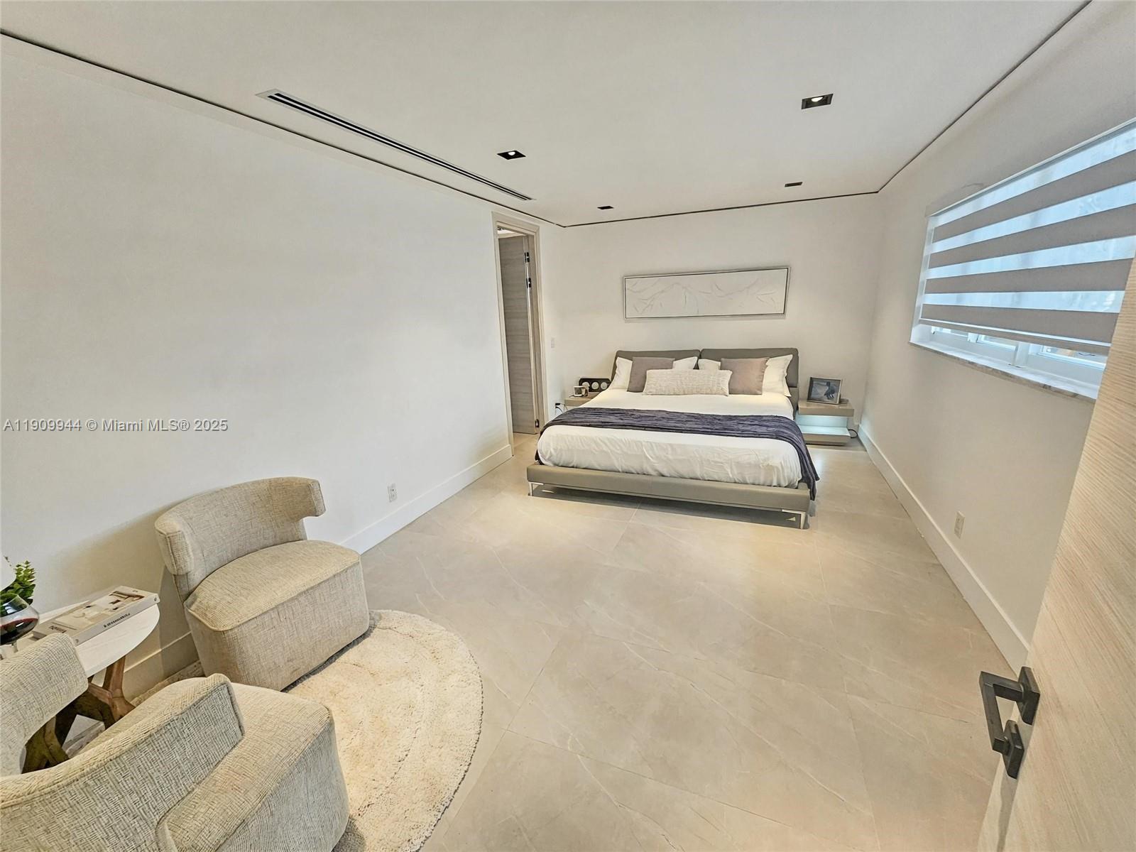 POMPANO ISLES SEC - Residential Lease