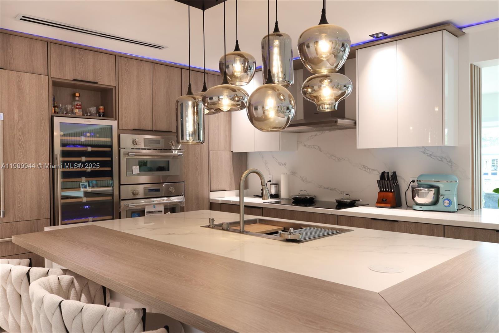 POMPANO ISLES SEC - Residential Lease