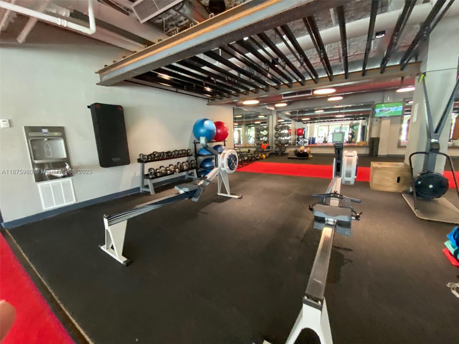 RONEY PALACE CONDO - Residential Lease