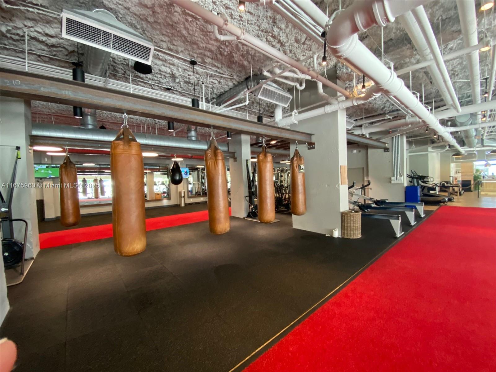 RONEY PALACE CONDO - Residential Lease