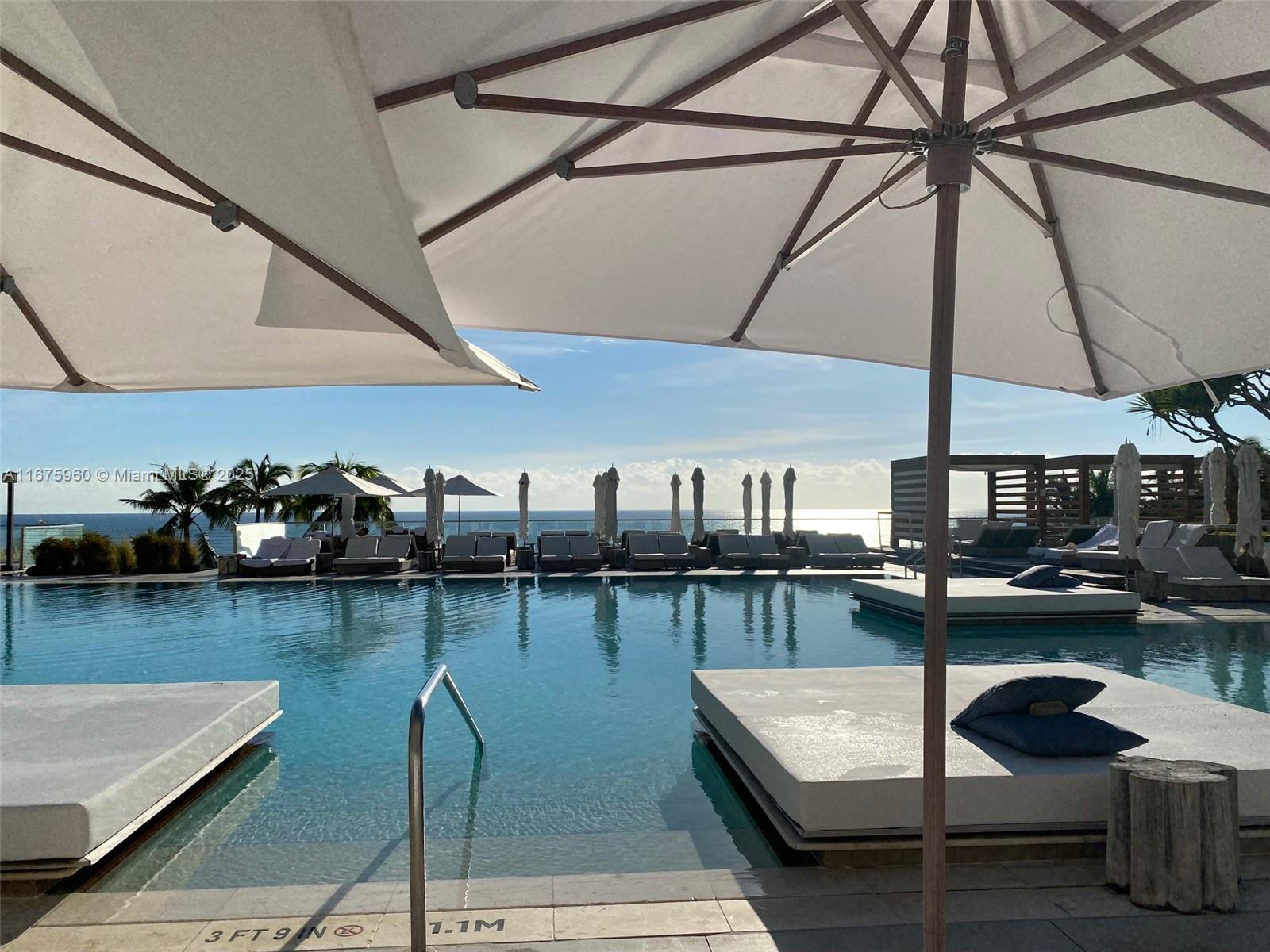 RONEY PALACE CONDO - Residential Lease