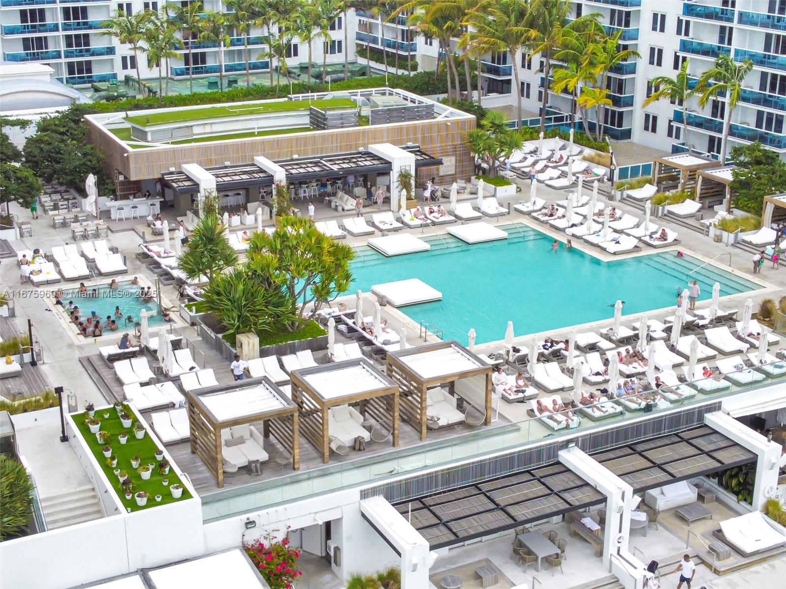 RONEY PALACE CONDO - Residential Lease