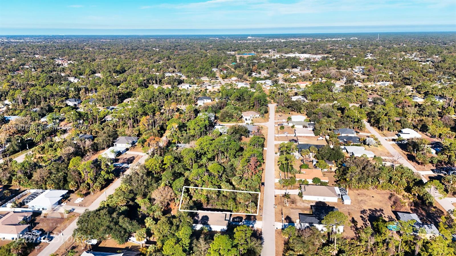 PORT CHARLOTTE - Land