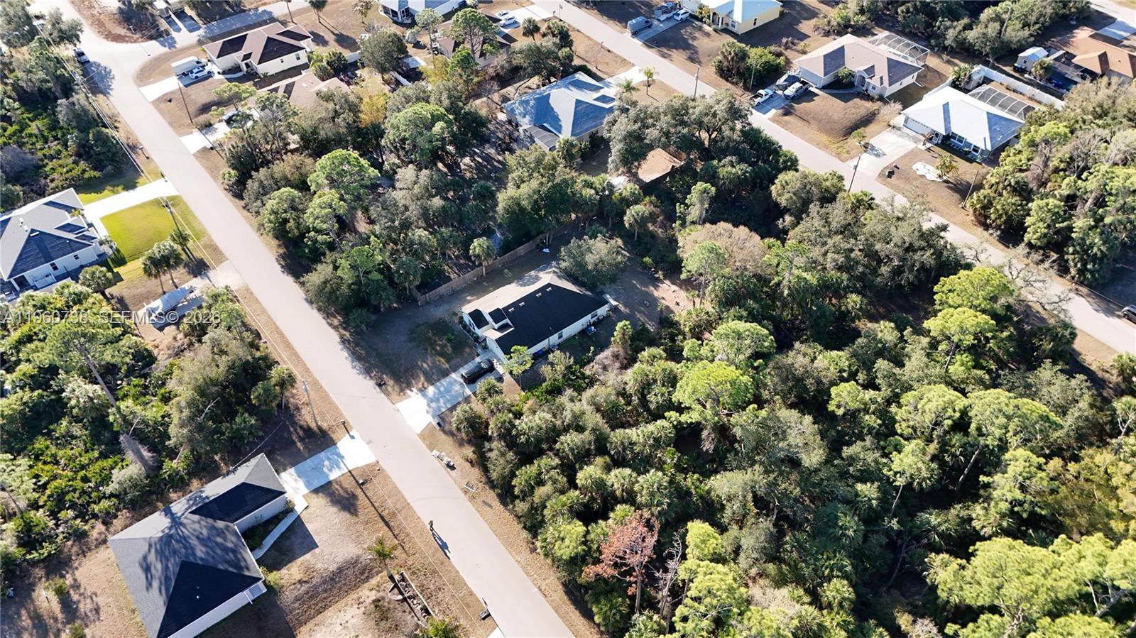 PORT CHARLOTTE - Land