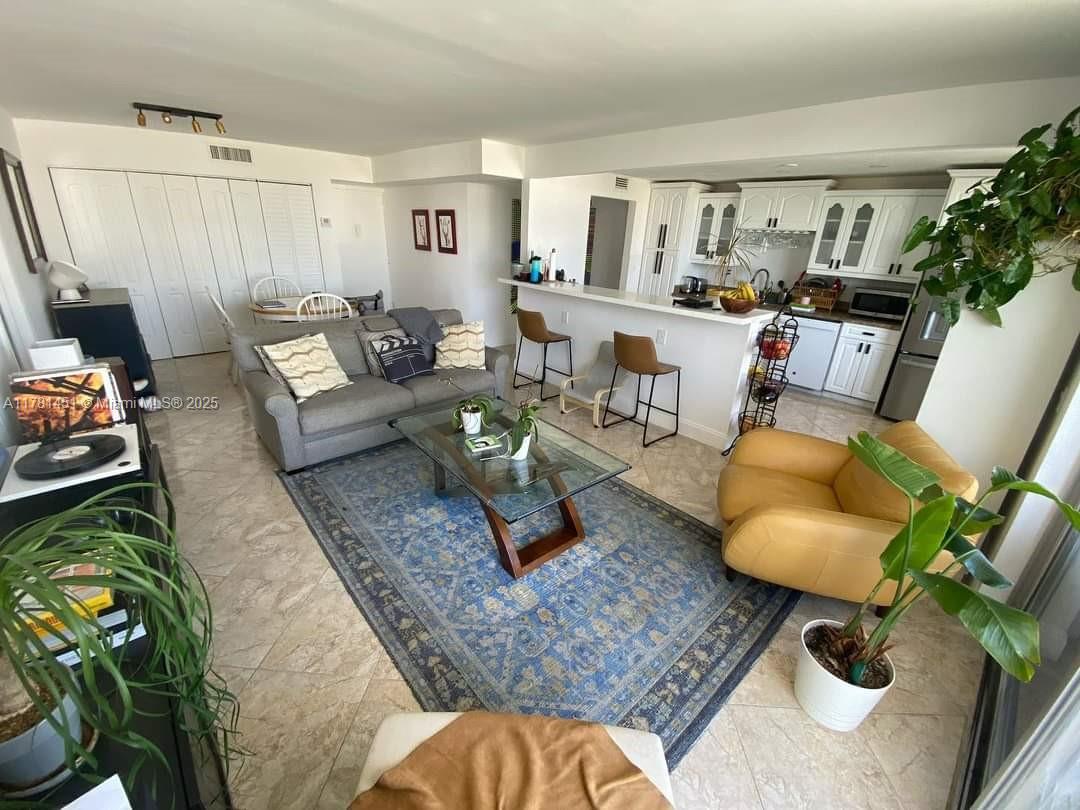Rental Property at 7601 Byron Ave 5A, Miami Beach, Miami-Dade County, Florida - Bedrooms: 2 
Bathrooms: 2  - $3,000 MO.