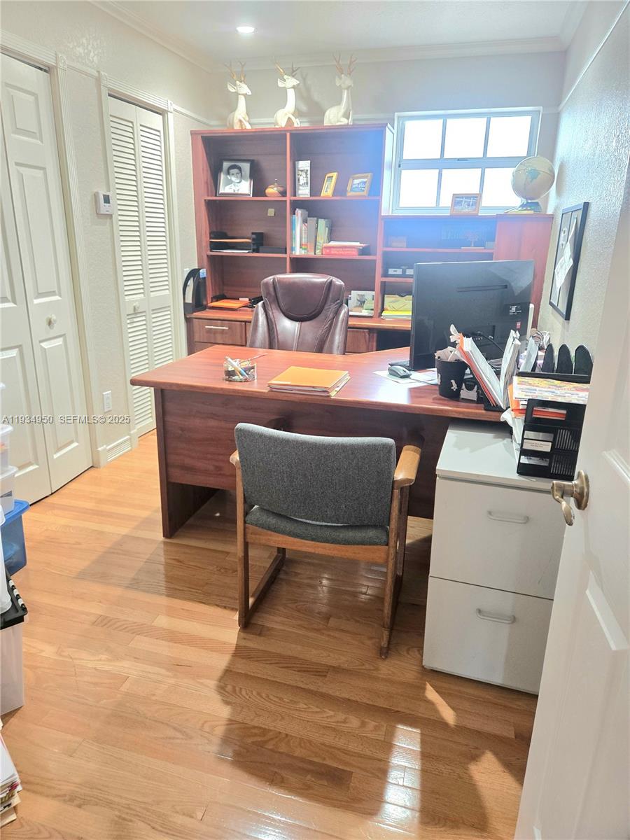 5TH ADDN TO ROYAL OAKS - Residential