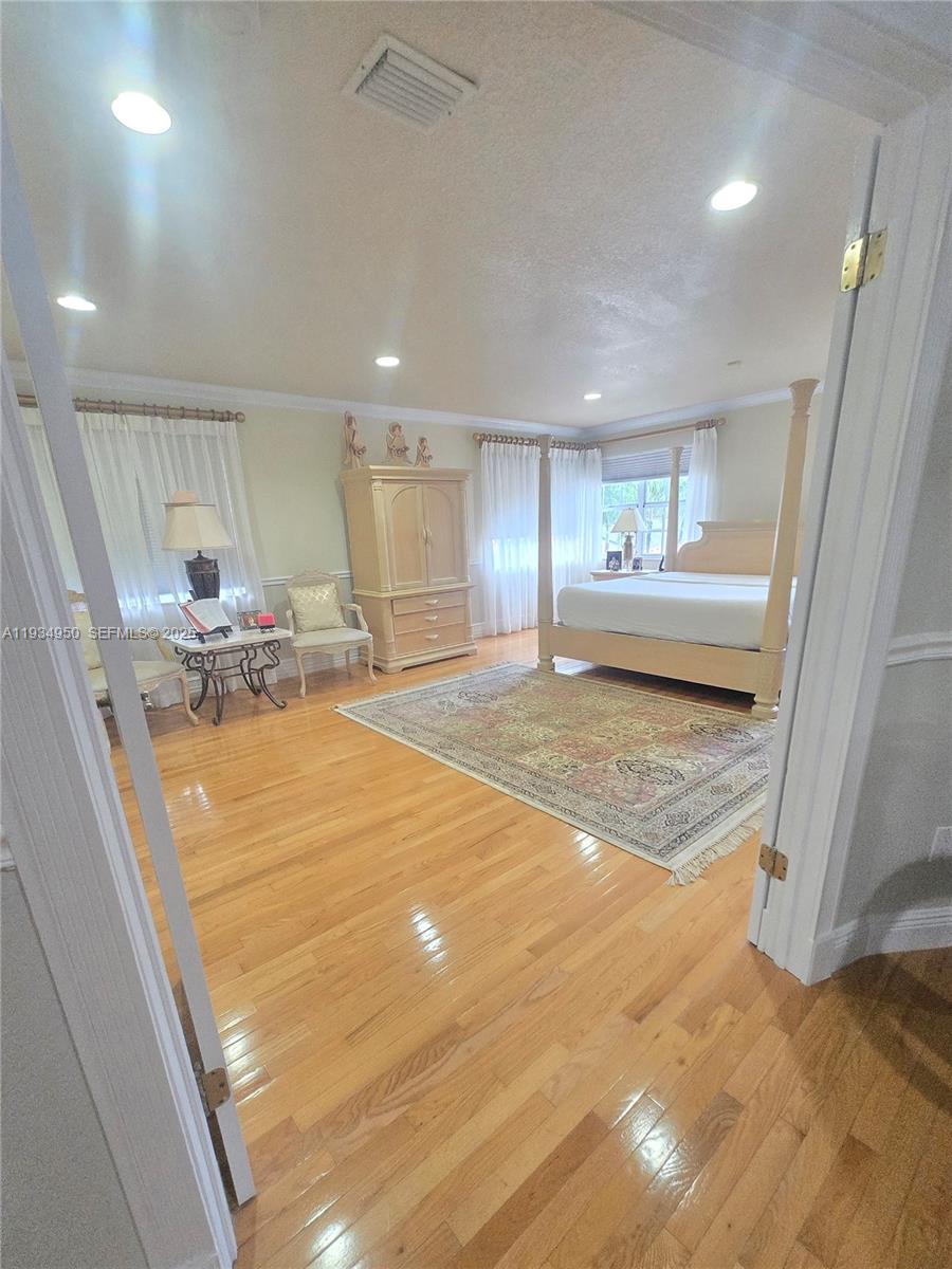 5TH ADDN TO ROYAL OAKS - Residential