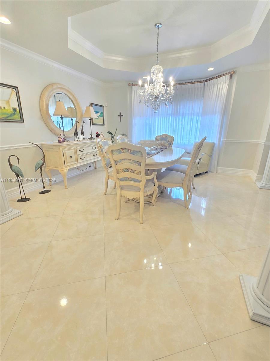 5TH ADDN TO ROYAL OAKS - Residential