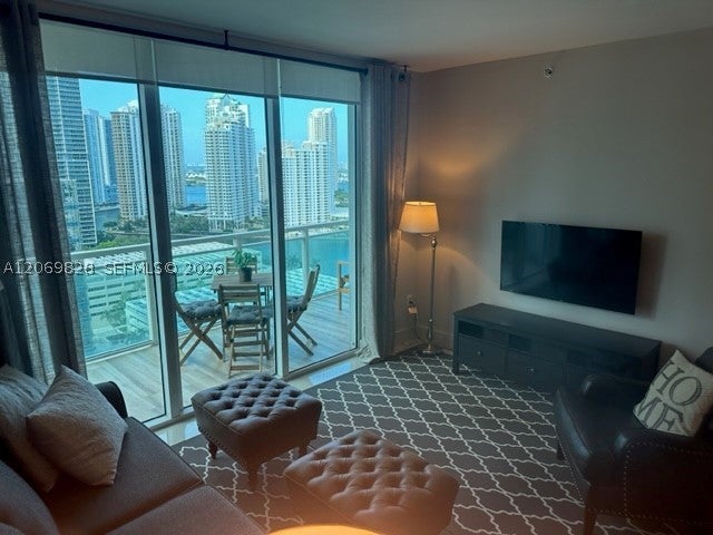 950 Brickell Bay Dr 2104