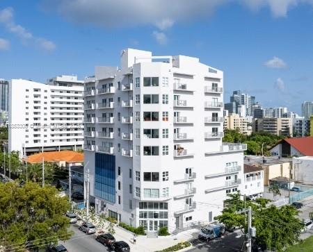 East River Living Apartments. Elevated living in Little Havana!
This luxury apartment offers top-notch amenities: Stainless steel appliances, in-unit washer/dryer, central air, water included, private balcony, floor-to-ceiling windows, and some with great city views! Our residents enjoy the 4th-floor terrace pool deck and Fitness Center. *Resident parking garage with reserved parking spaces and storage units for a small fee. *Subject to availability. Book your self-guided tour today to see for yourself!
Take the first step to your new home. We make it easy for you, apply now!