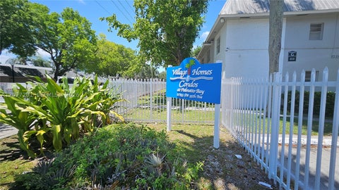 Tiny photo for 17255 SW 95th Ave #211, Palmetto Bay, FL 33157 (MLS # A12077201)