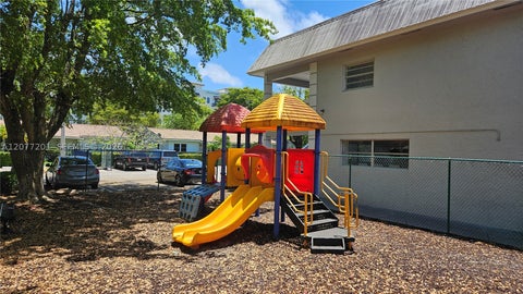 Tiny photo for 17255 SW 95th Ave #211, Palmetto Bay, FL 33157 (MLS # A12077201)