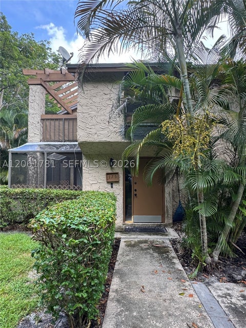 Photo of 175 Wimbledon Lake Dr, Plantation, FL 33324 (MLS # A12061781)