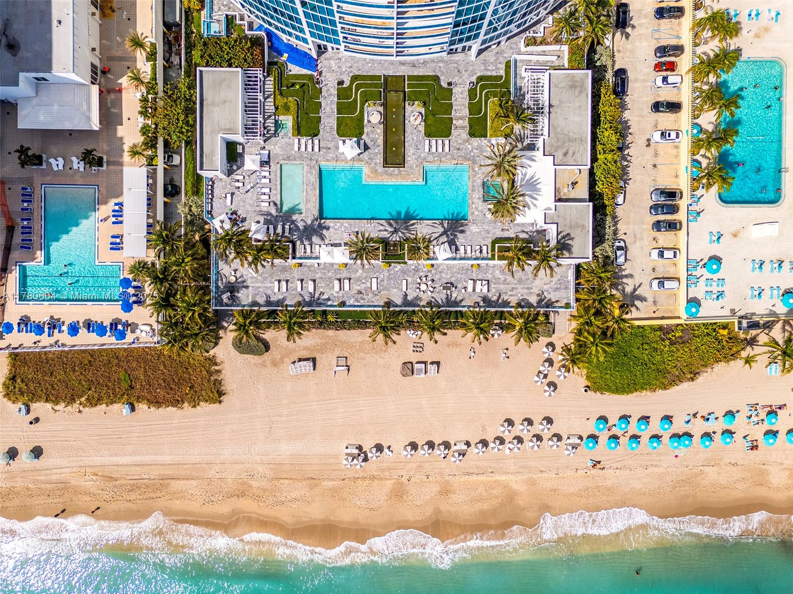 2711 HOLLYWOOD BEACH CONDO - Residential