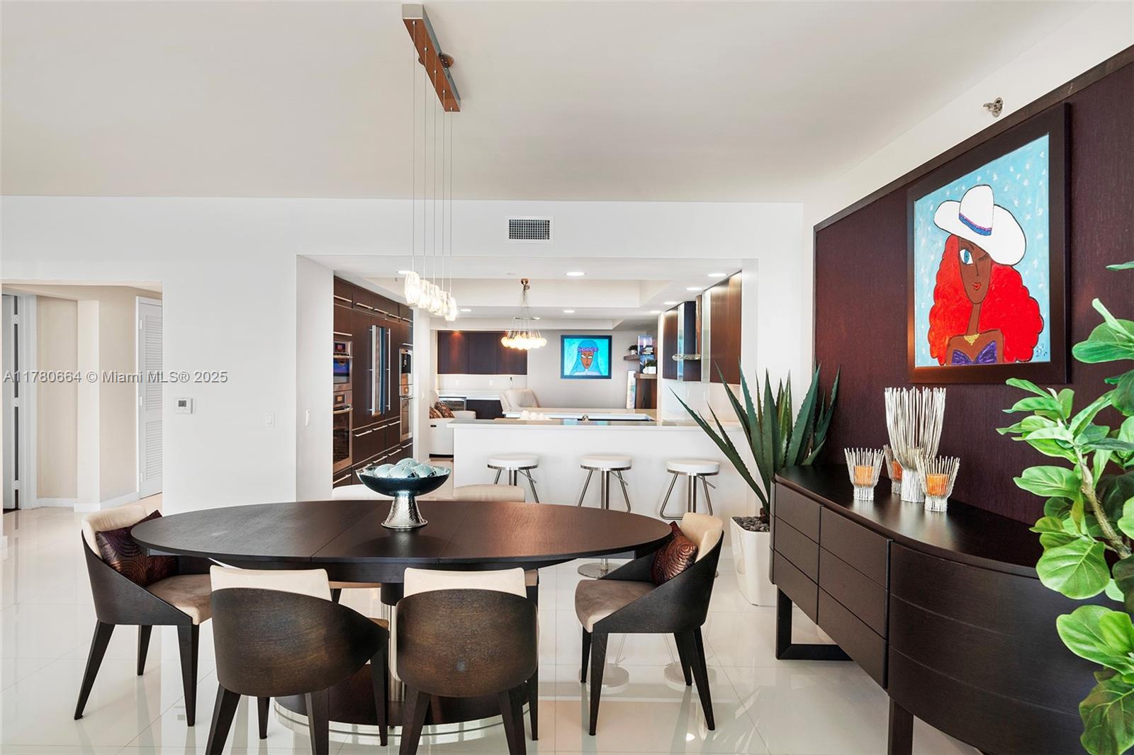 2711 HOLLYWOOD BEACH CONDO - Residential