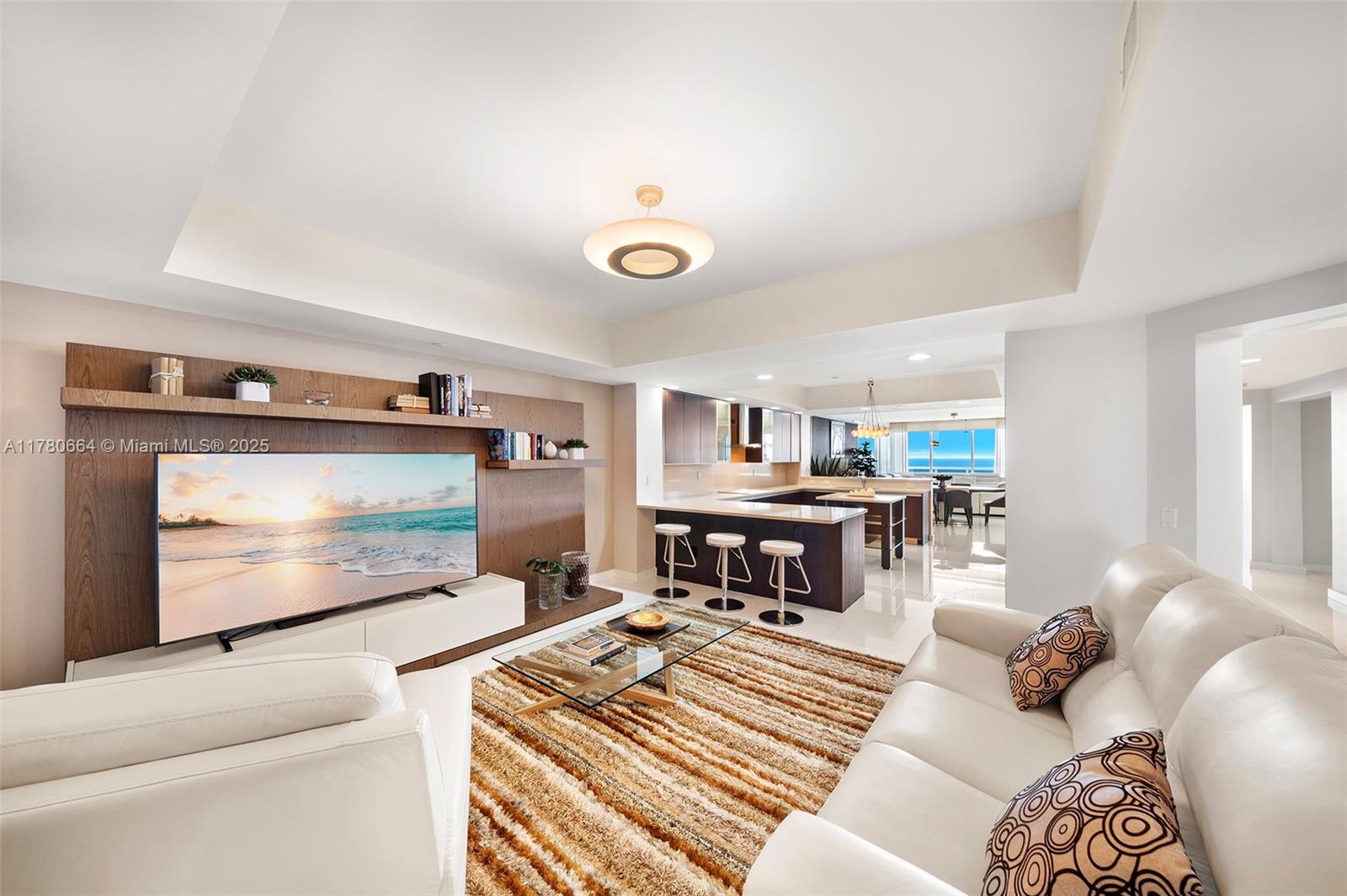 2711 HOLLYWOOD BEACH CONDO - Residential