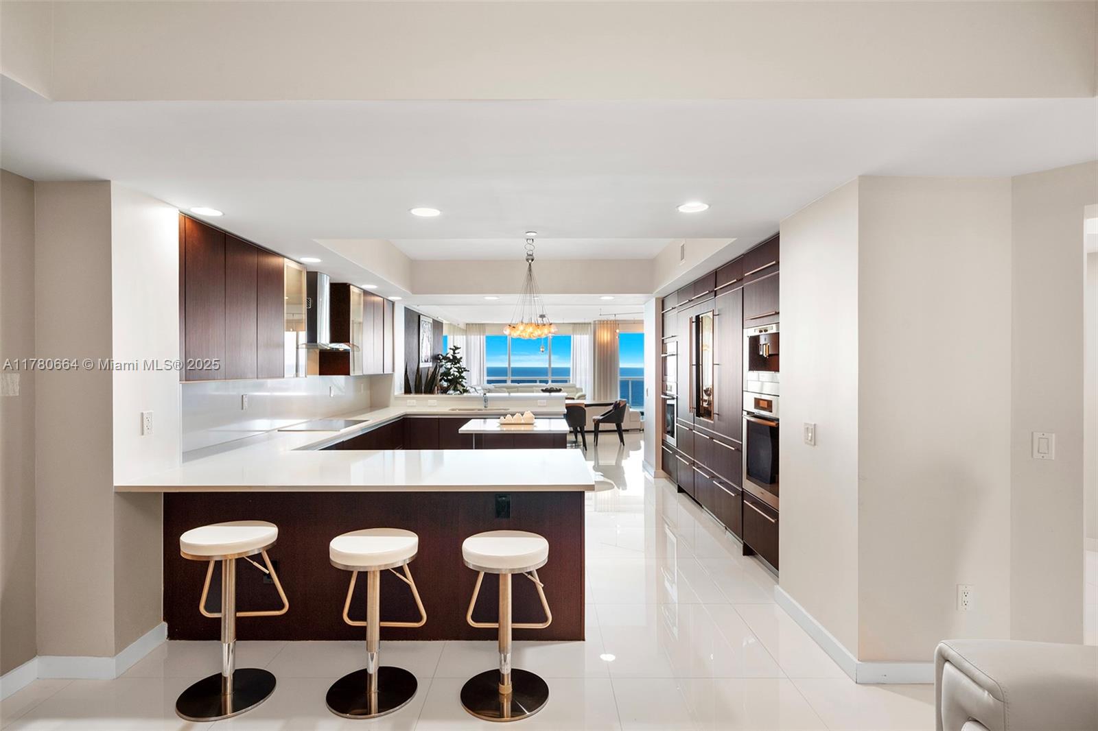 2711 HOLLYWOOD BEACH CONDO - Residential