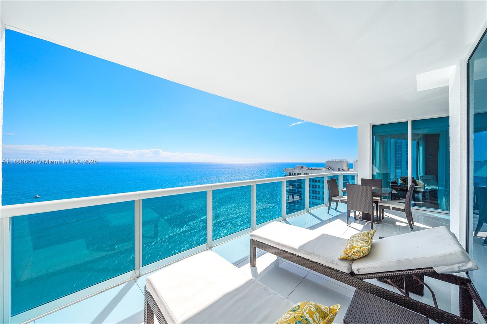 2711 HOLLYWOOD BEACH CONDO - Residential