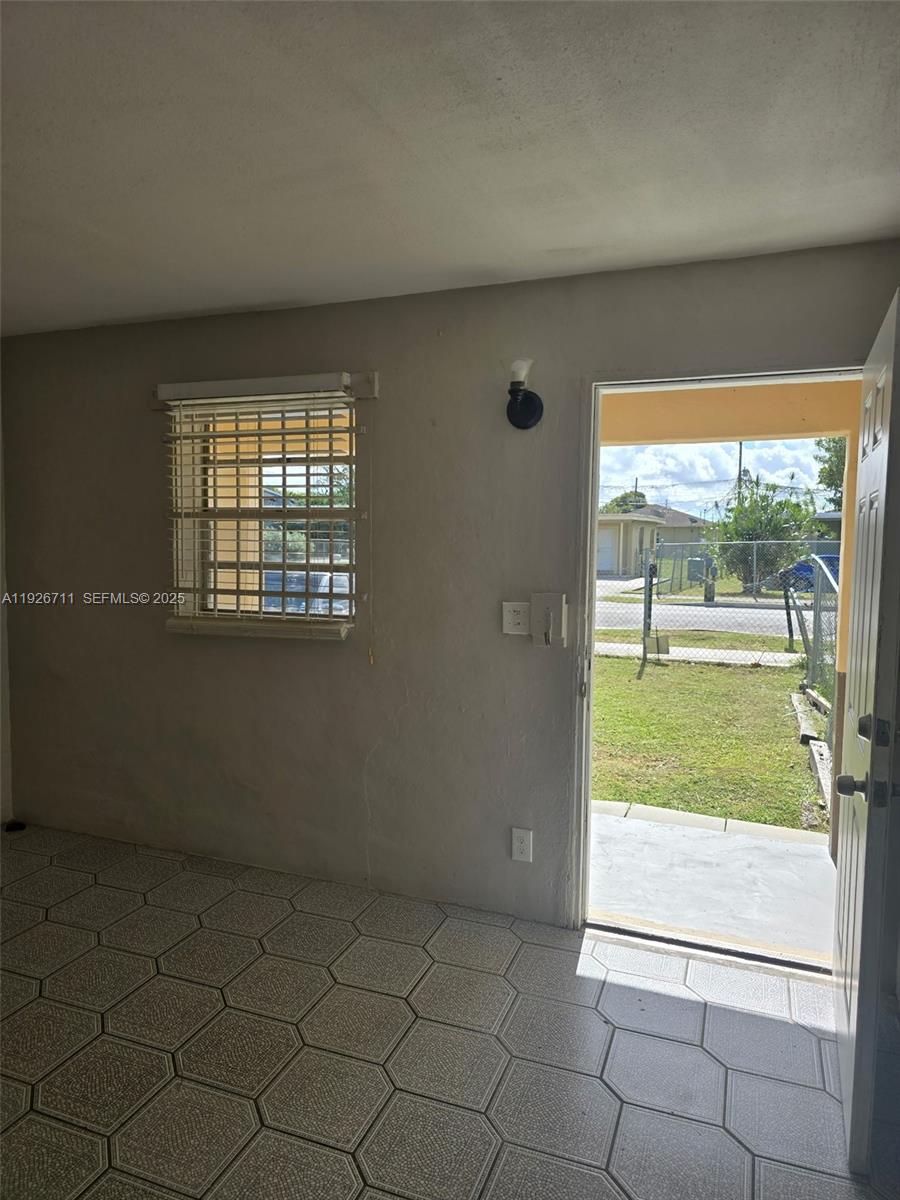 HOWARD PK 1ST ADDN - Residential Lease