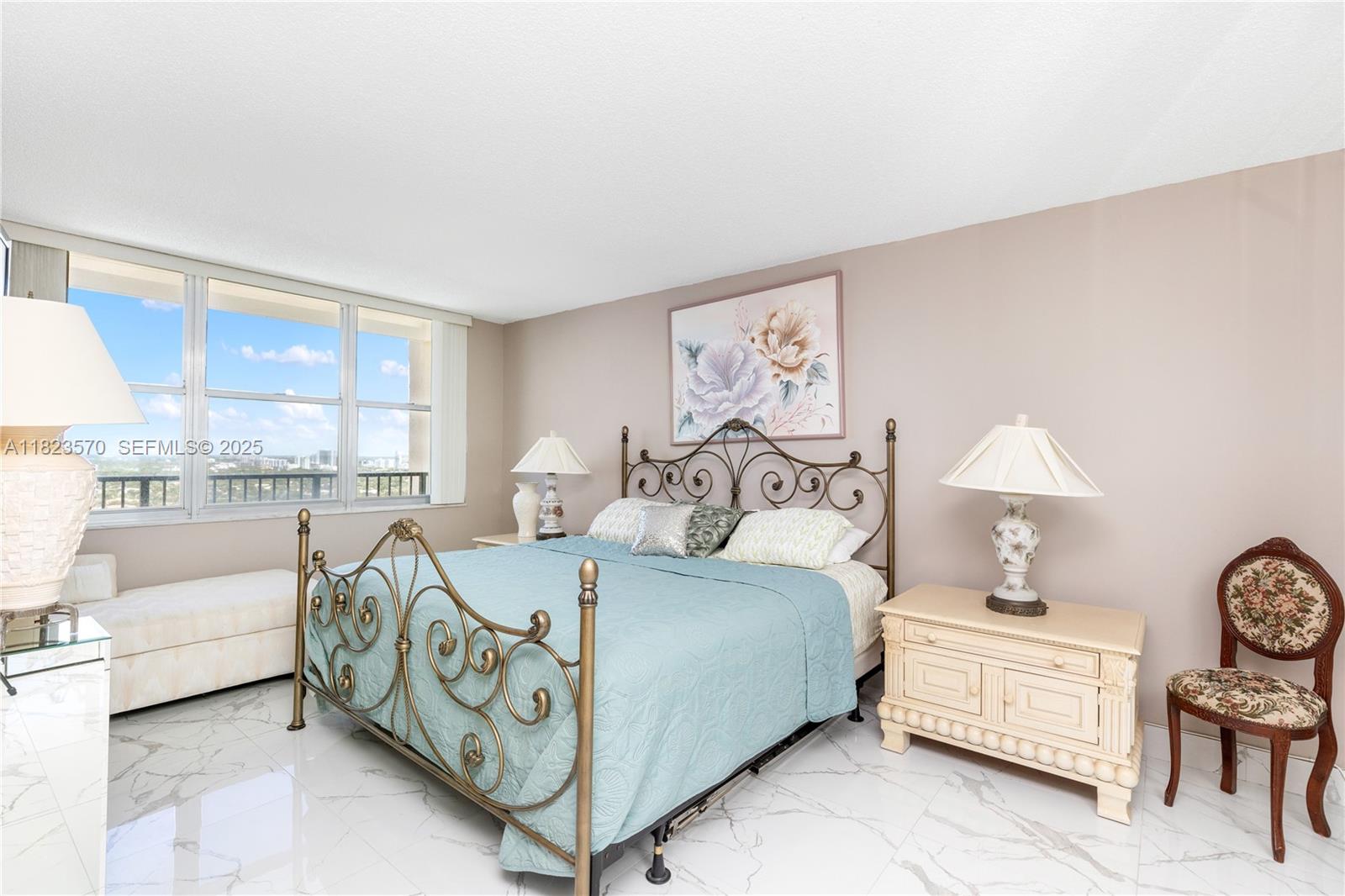 QUADOMAIN TOWER I AND IV - Residential