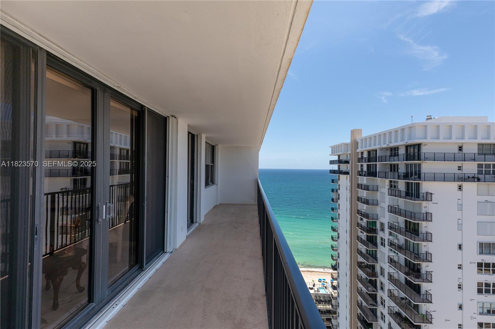 QUADOMAIN TOWER I AND IV - Residential