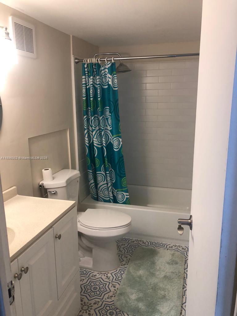CHELSEA BAYVIEW CONDO - Residential Lease