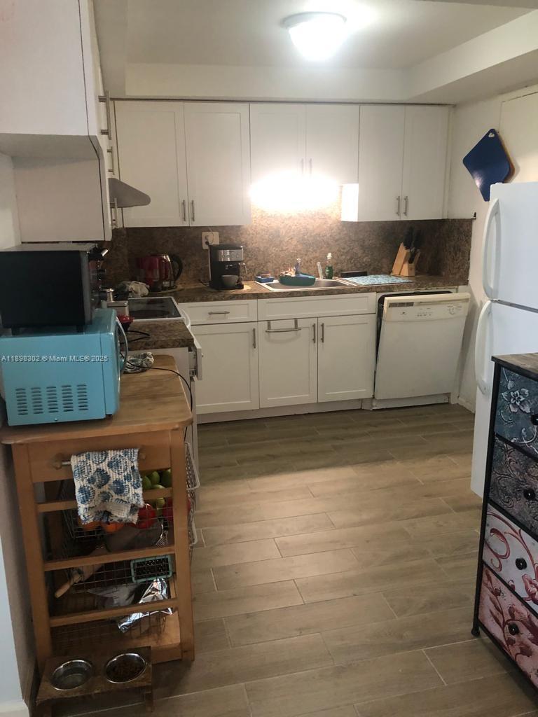 CHELSEA BAYVIEW CONDO - Residential Lease