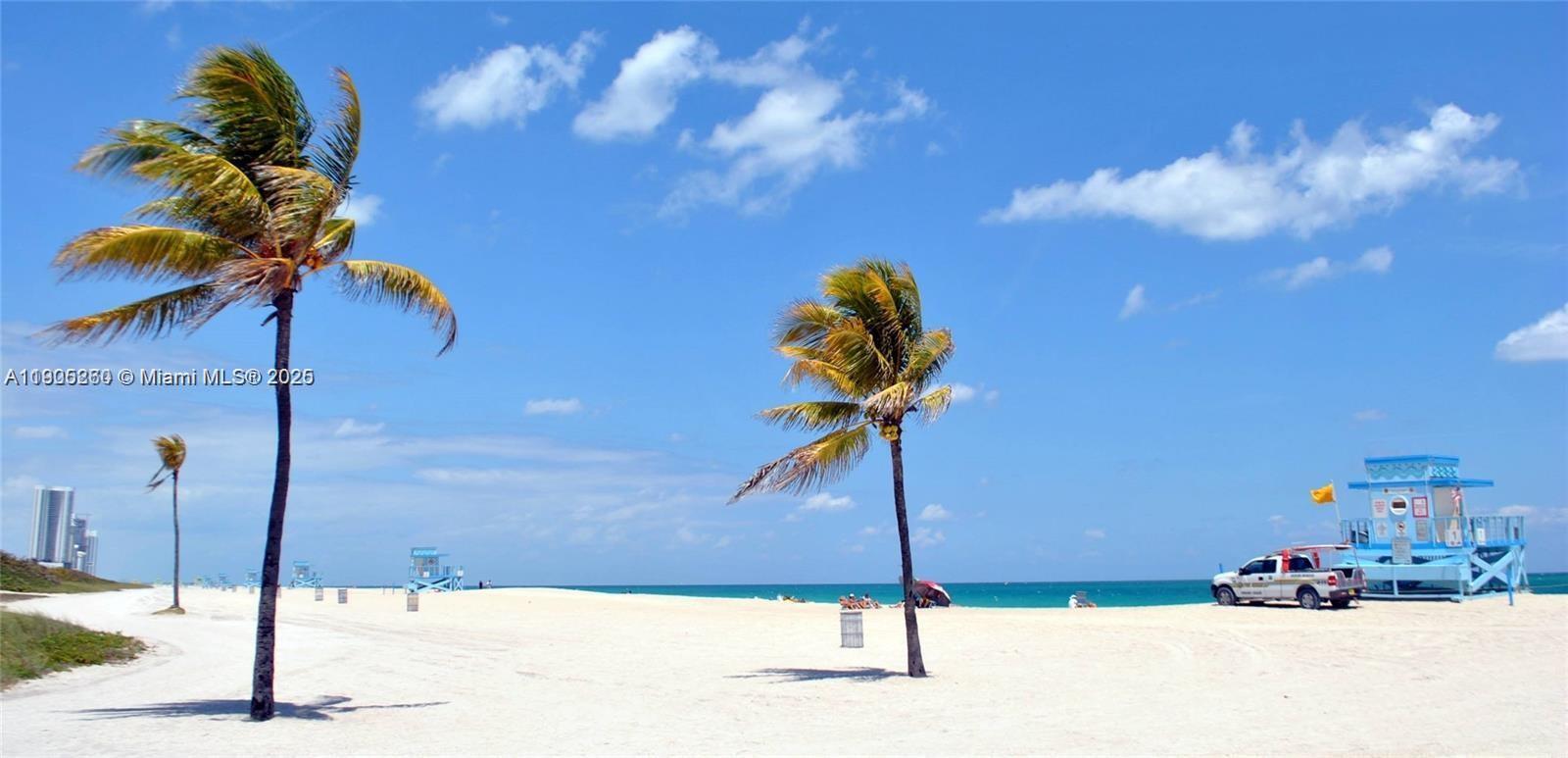 STRATFORD HOUSE CONDO - Residential