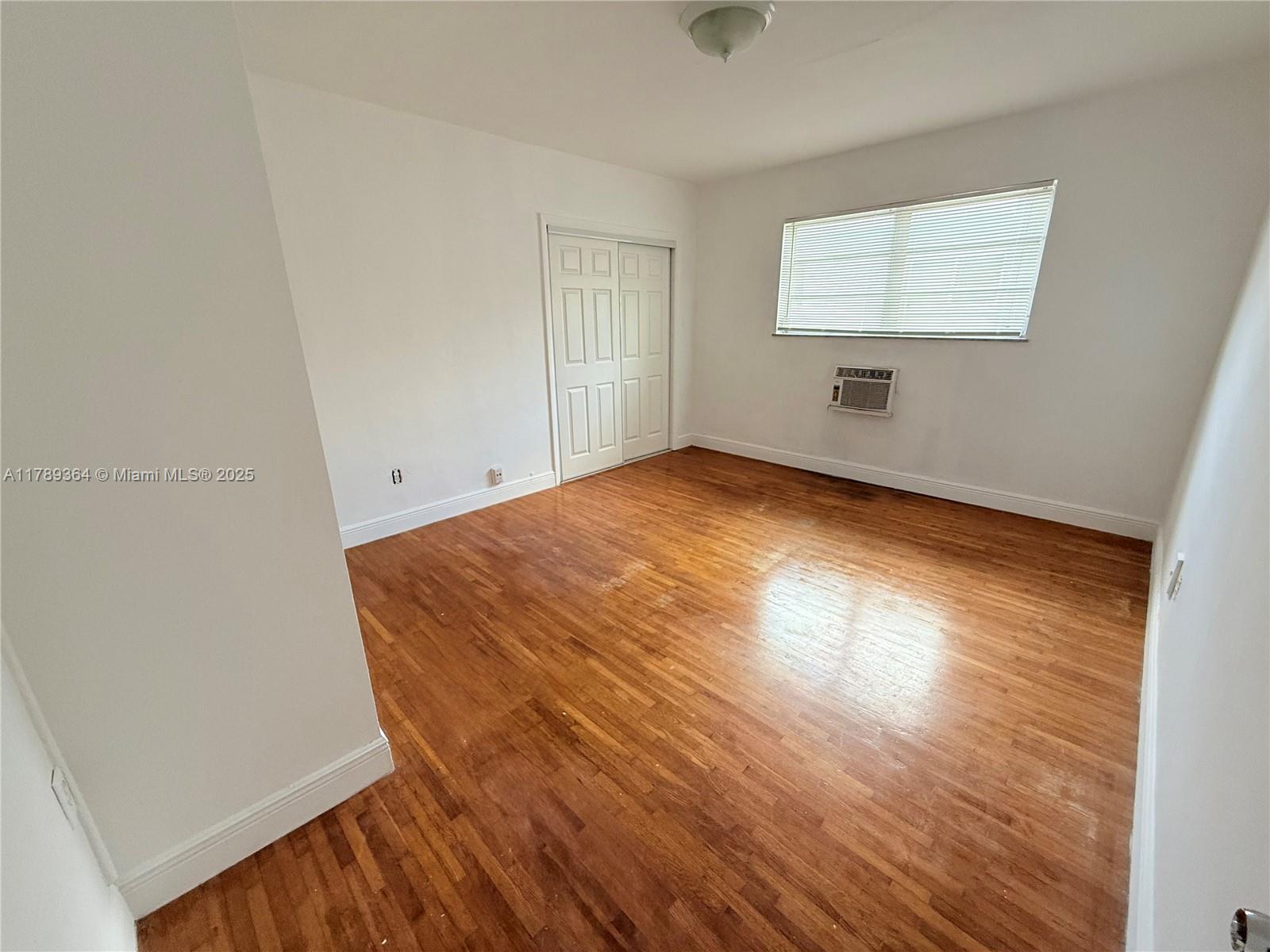 1316 NE 105th St 203
