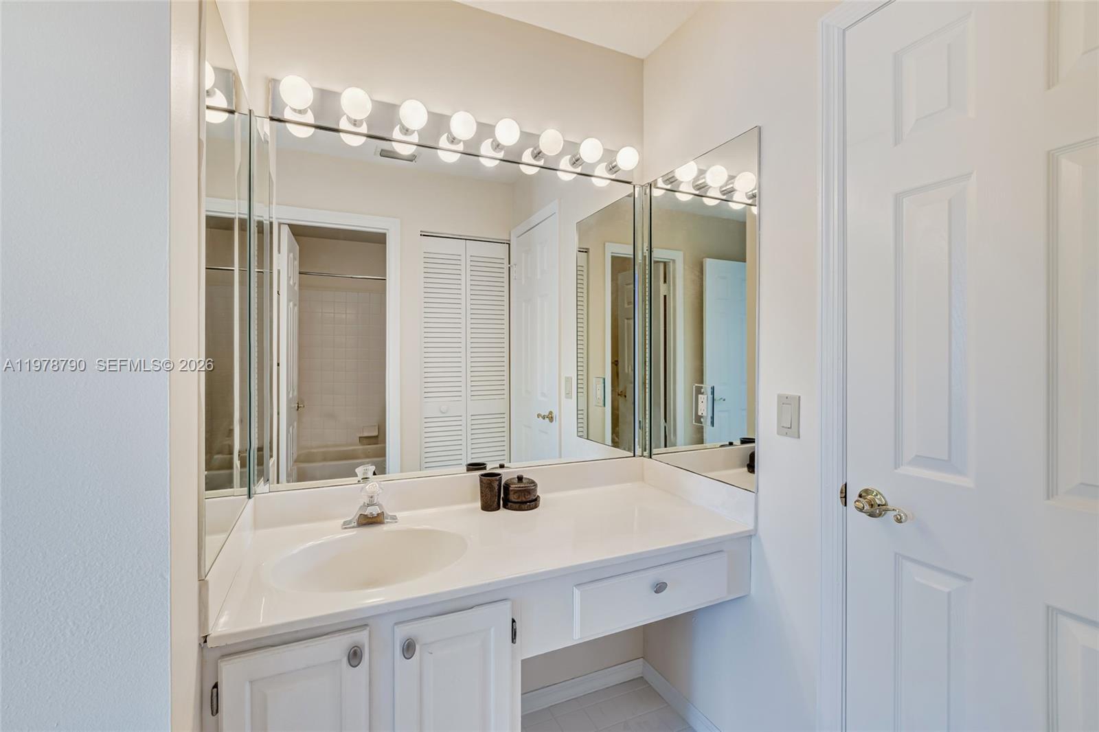 BARCLAY CLUB AT PGA NATL - Residential