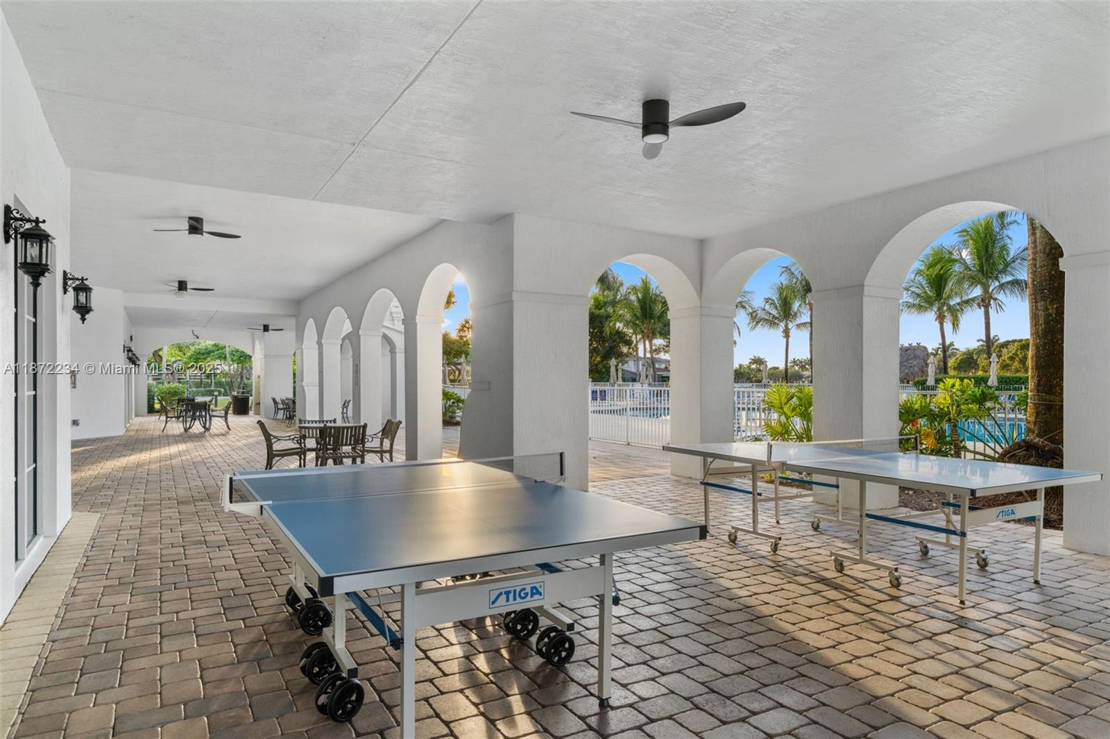 DORAL ISLES NORTH SEC THR - Residential