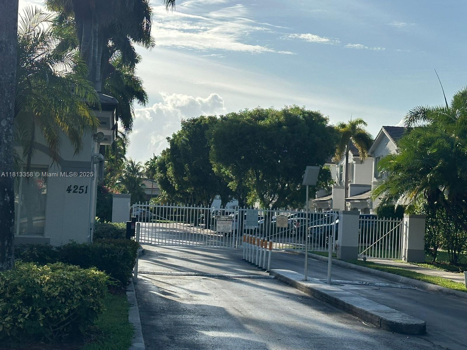 11281 NW 42nd Ter 0