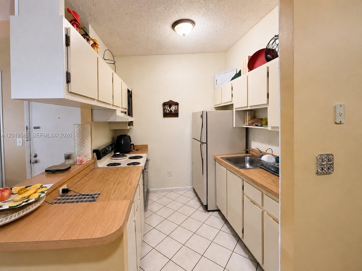 ASHMONT CONDOMINIUM I - Residential