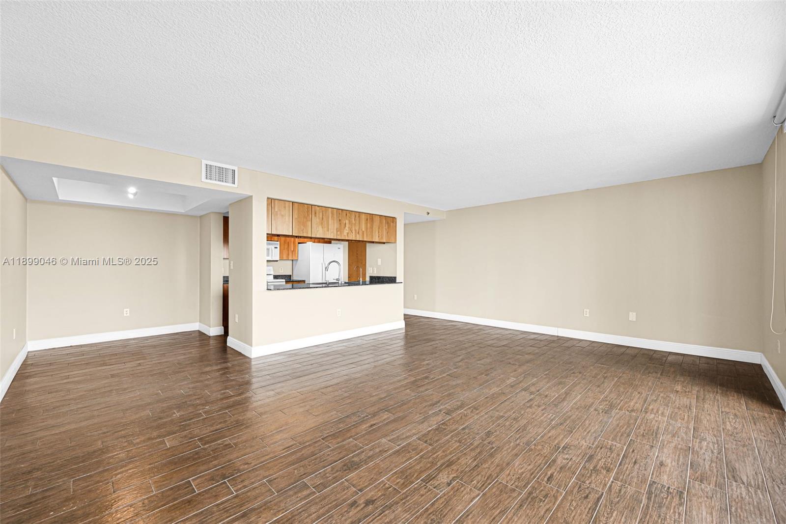 1200 Brickell Bay Dr 3501