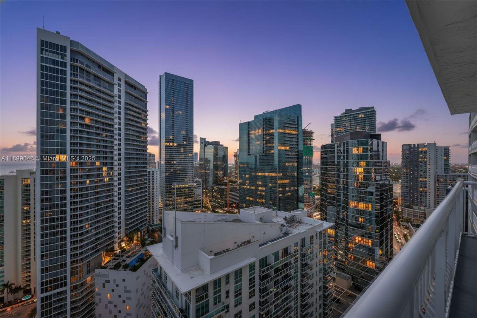 THE CLUB AT BRICKELL BAY - Residential