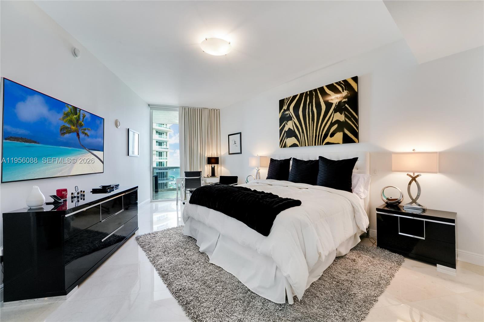 TDR TOWER I CONDO - Residential