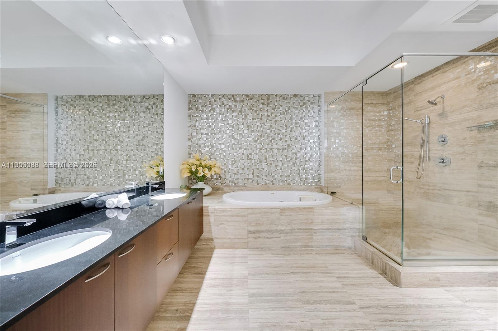 TDR TOWER I CONDO - Residential