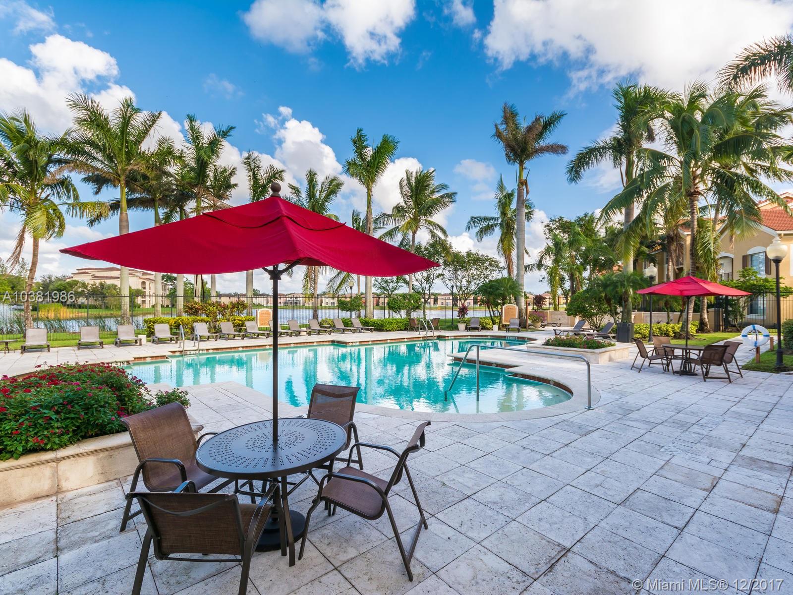 EMERALD ISLE AT LAGUNA LA - Residential Lease