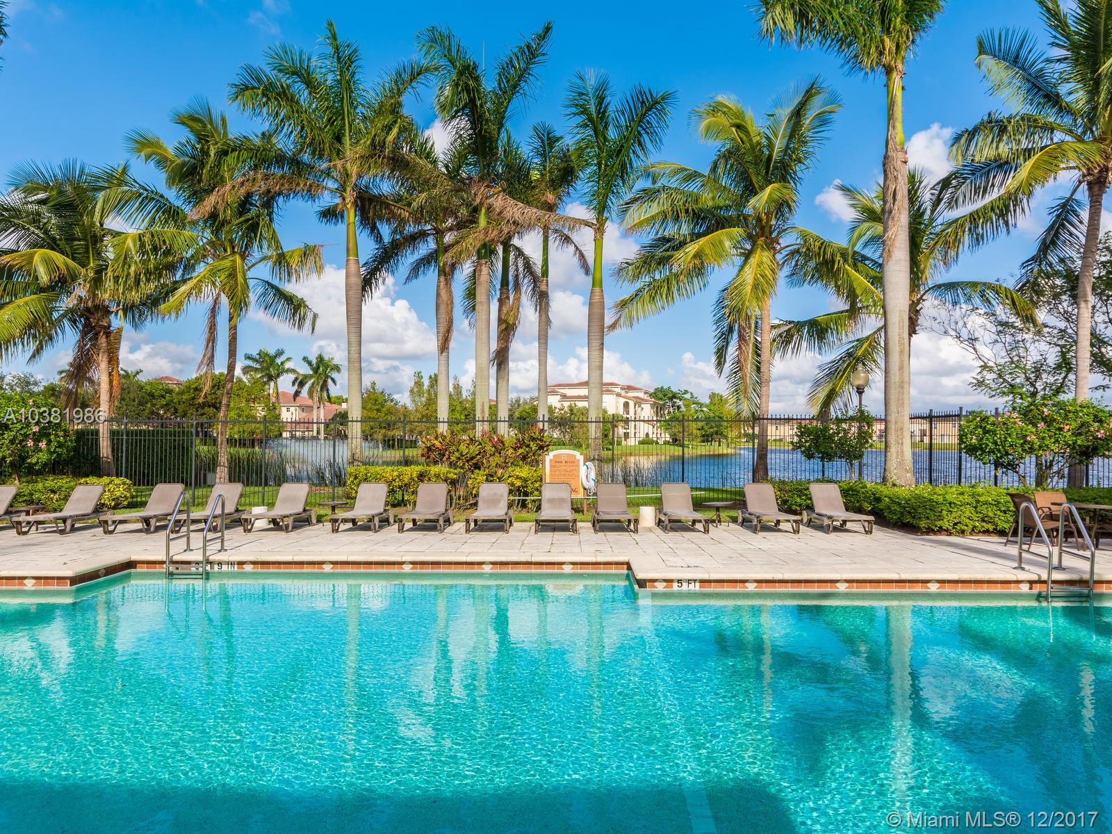 EMERALD ISLE AT LAGUNA LA - Residential Lease