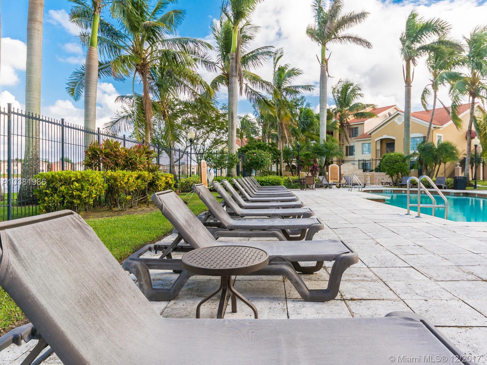 EMERALD ISLE AT LAGUNA LA - Residential Lease