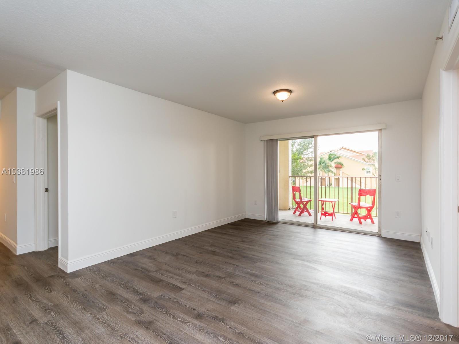 EMERALD ISLE AT LAGUNA LA - Residential Lease