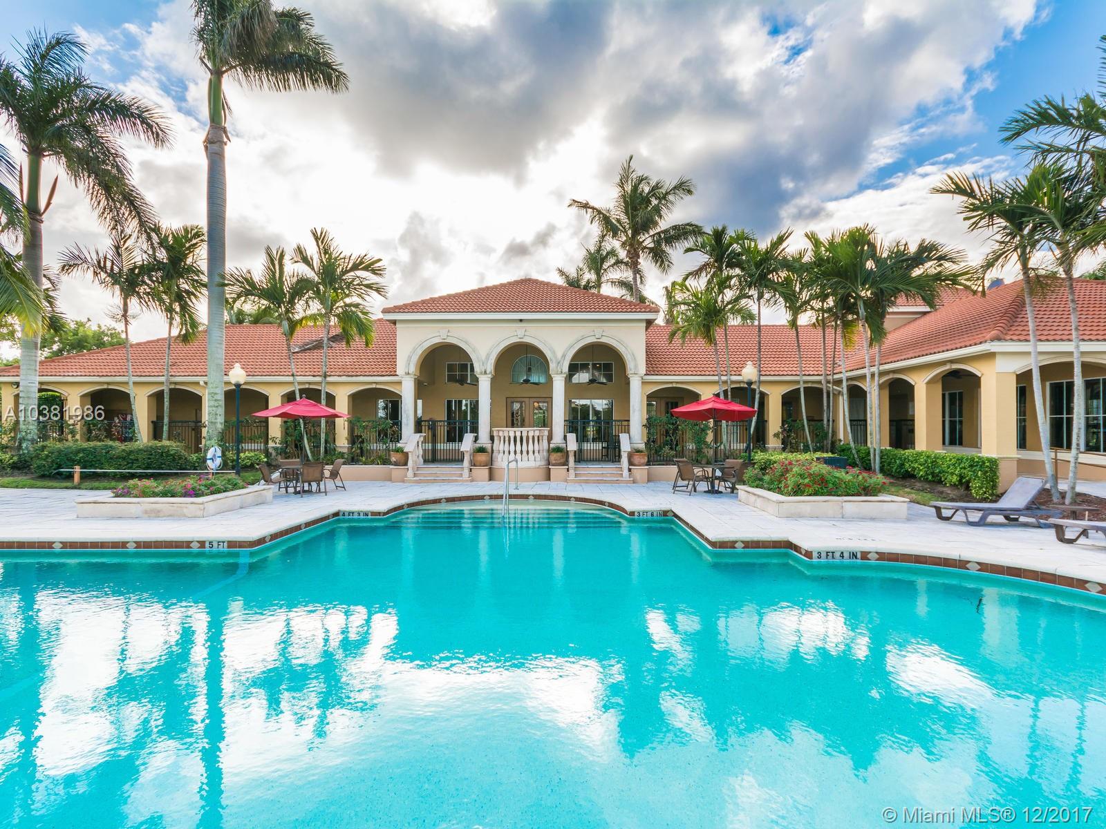 EMERALD ISLE AT LAGUNA LA - Residential Lease