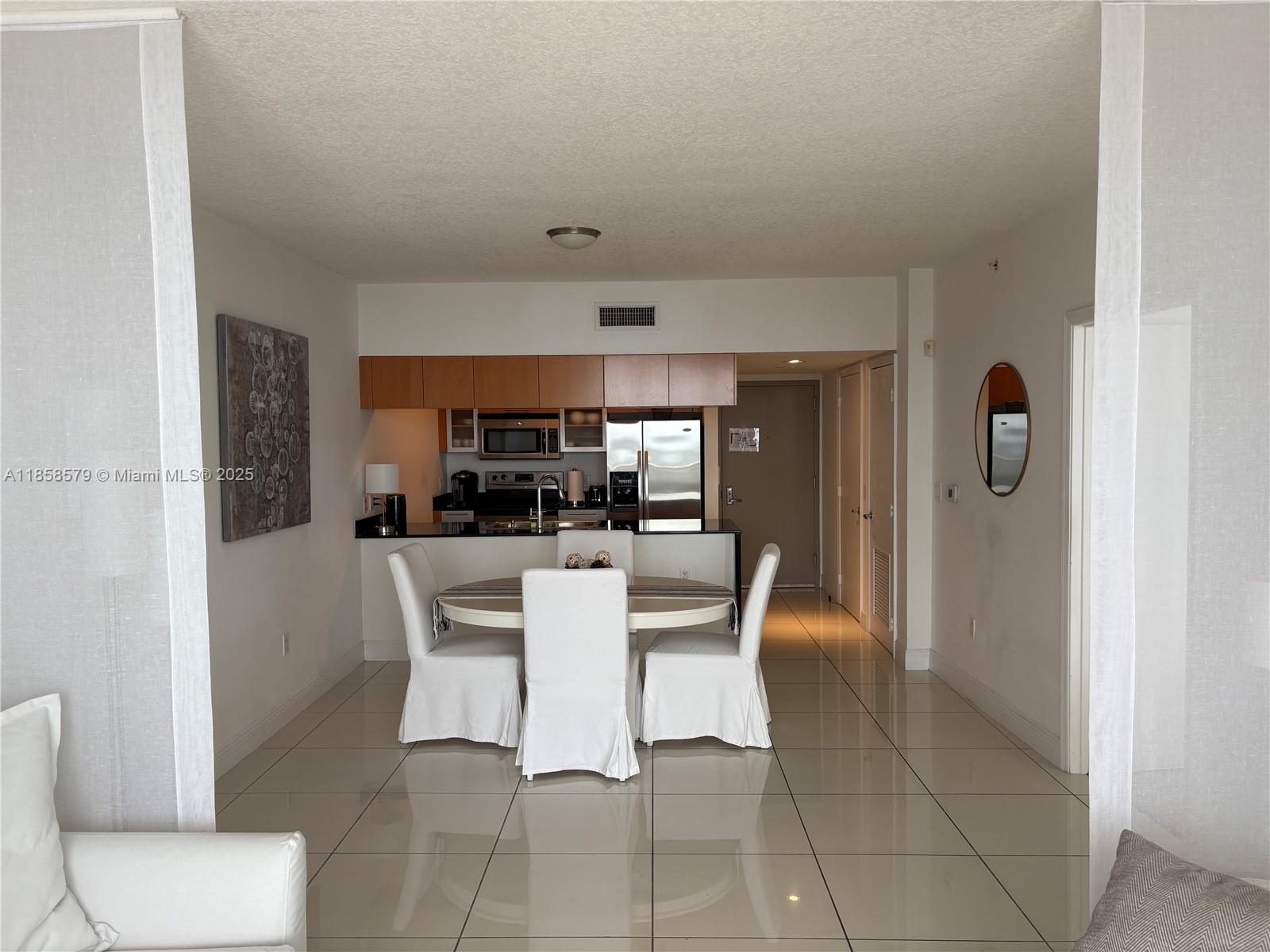 1750 N Bayshore Dr 5406