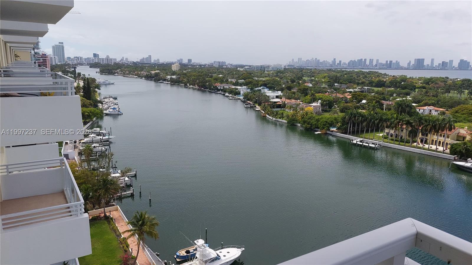 5600 CONDO - Residential