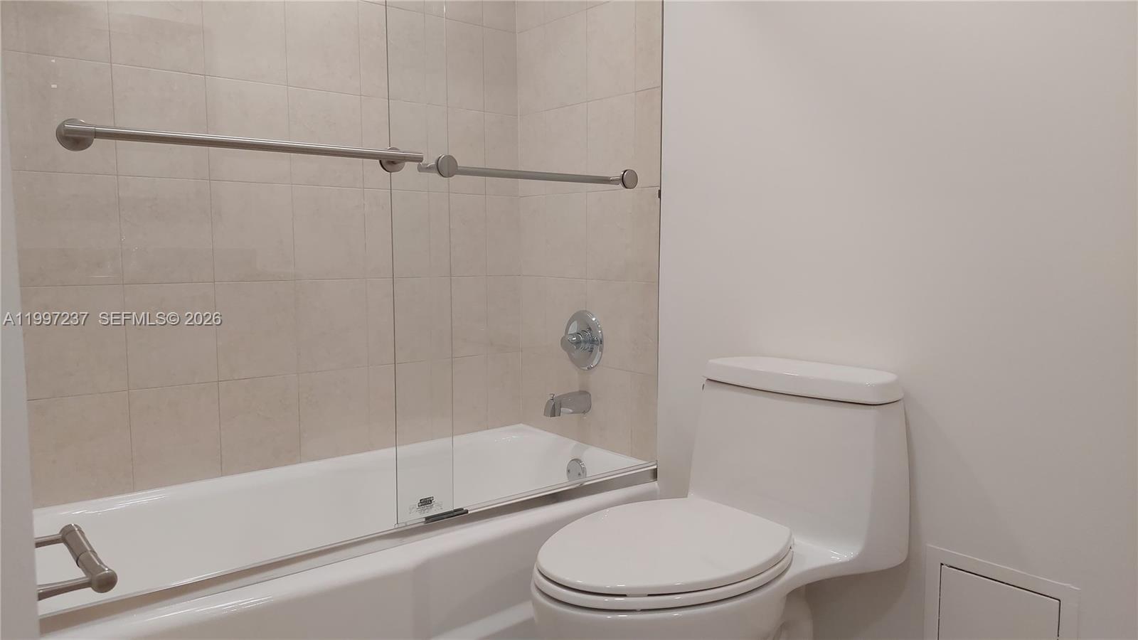 5600 CONDO - Residential