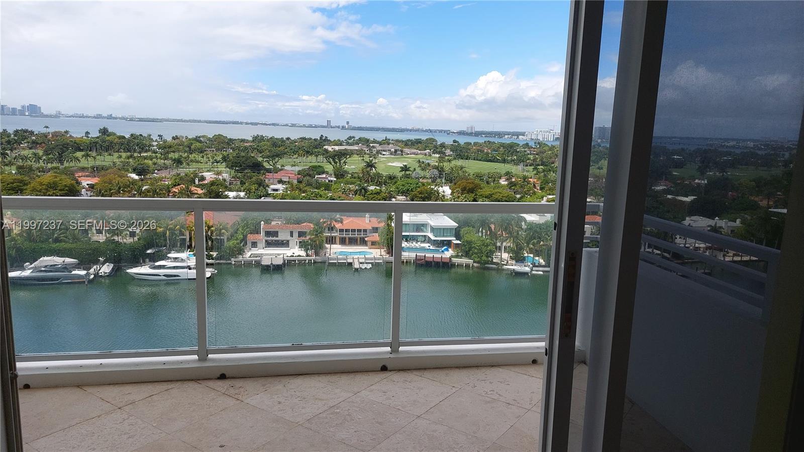 5600 CONDO - Residential